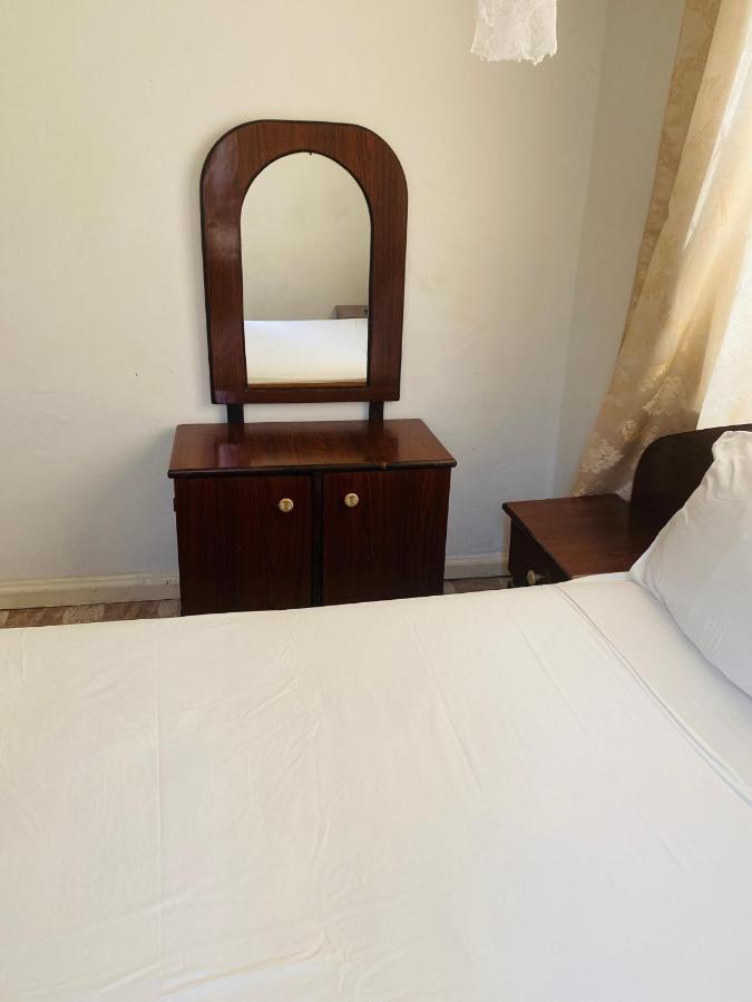 One World Village Guesthouse Bakau Dış mekan fotoğraf