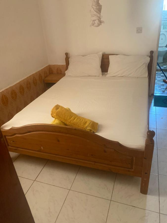 One World Village Guesthouse Bakau Dış mekan fotoğraf