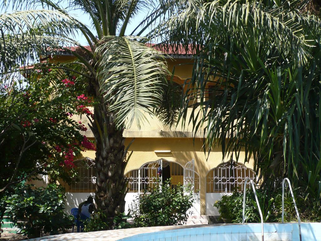 One World Village Guesthouse Bakau Dış mekan fotoğraf