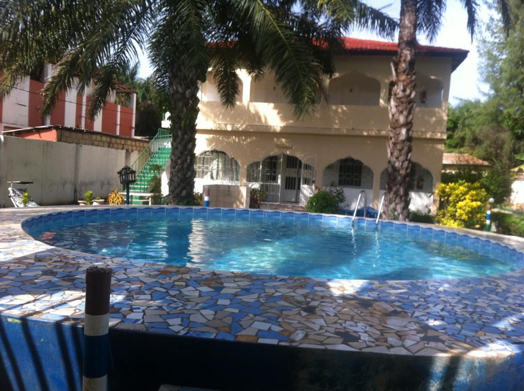 One World Village Guesthouse Bakau Dış mekan fotoğraf