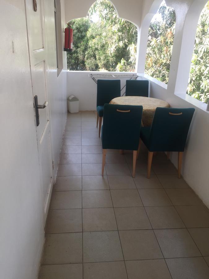 One World Village Guesthouse Bakau Dış mekan fotoğraf